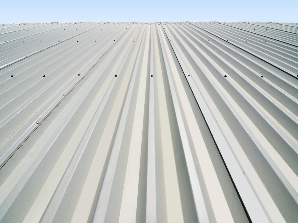 EIP TRP insulated roof panel application on an industrial building